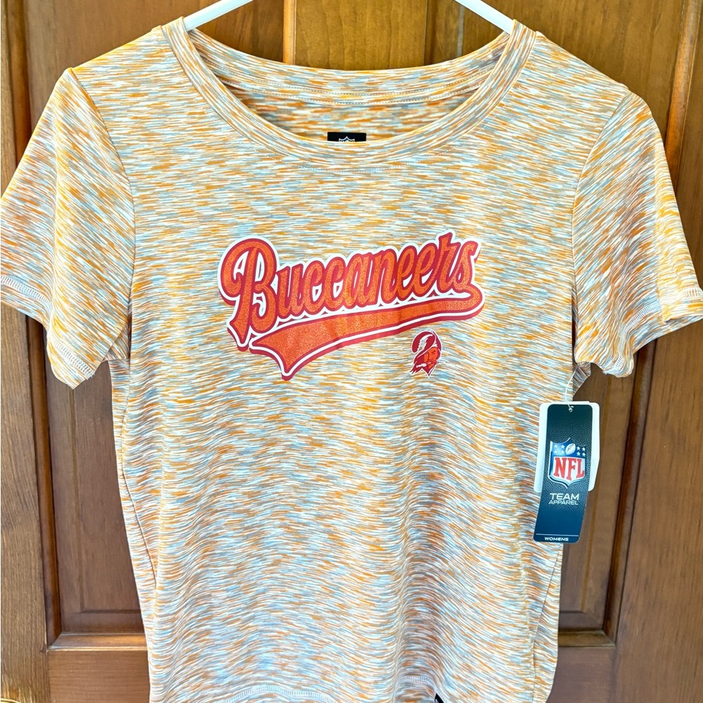 Buccaneers Women's Orange Short Sleeve Tee